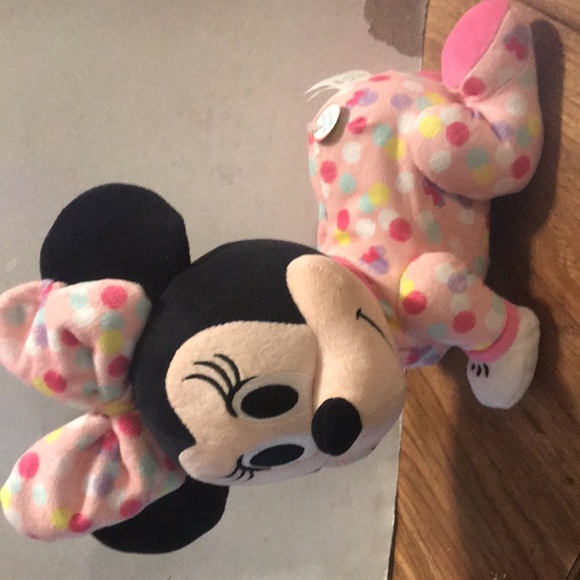 New!  Talking n crawling Minnie Mouse doll  about 10”-7”.  Perfect condition - Picture 2 of 9